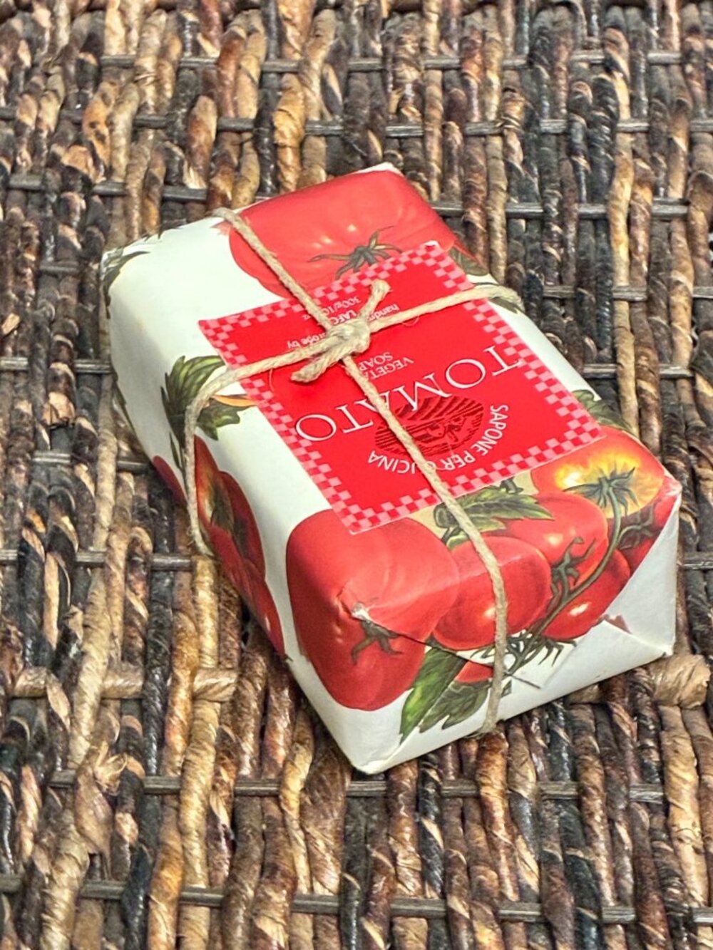 Lafco TOMATO Vegetable Soap Handmade In Europe 300g Wrapped Bar NEW